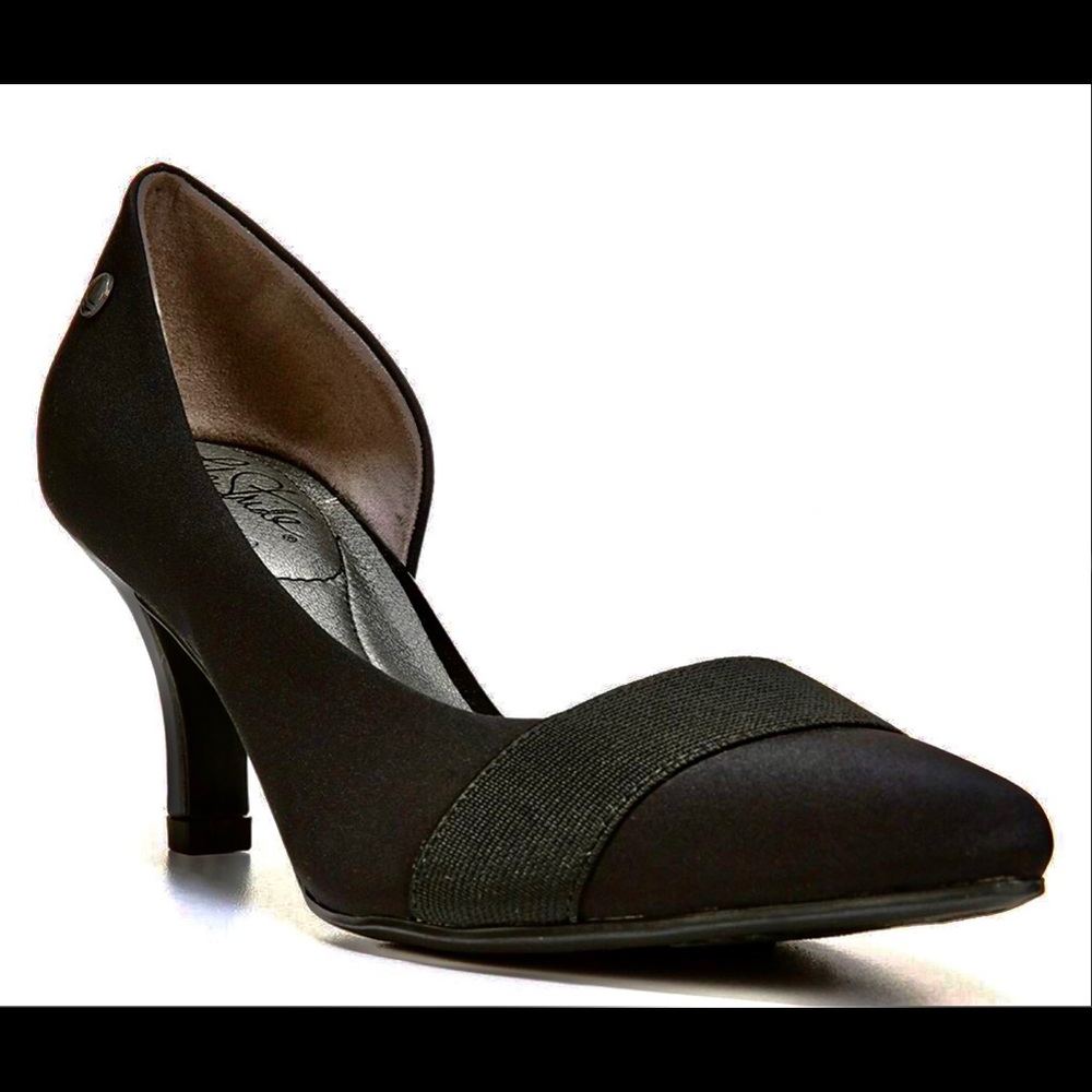 SOLD NEW LifeStride Women's Stockard Black Pumps Size 7.5 Elastic Microfiber